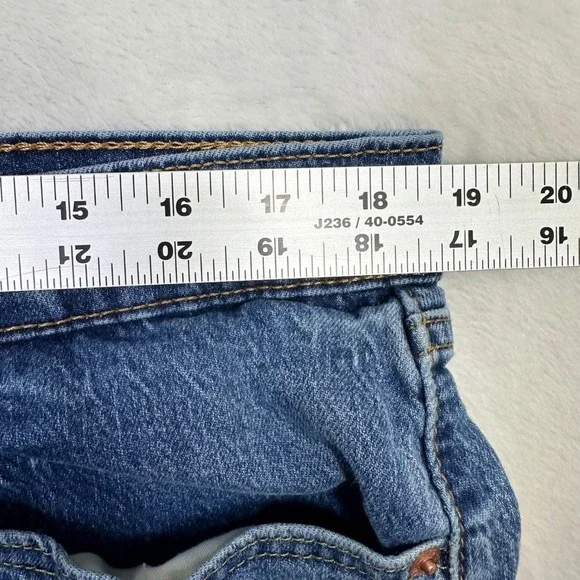 Levi's 505 Mens 38x30 (Fits 37x29) Regular Fit Jeans Medium Wash Denim Classic - Picture 6 of 10